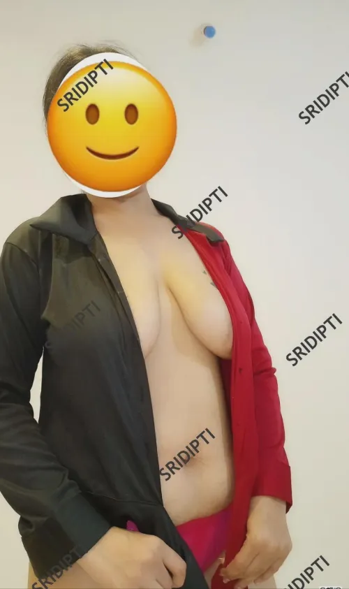 “Buttons open, confidence louder.”