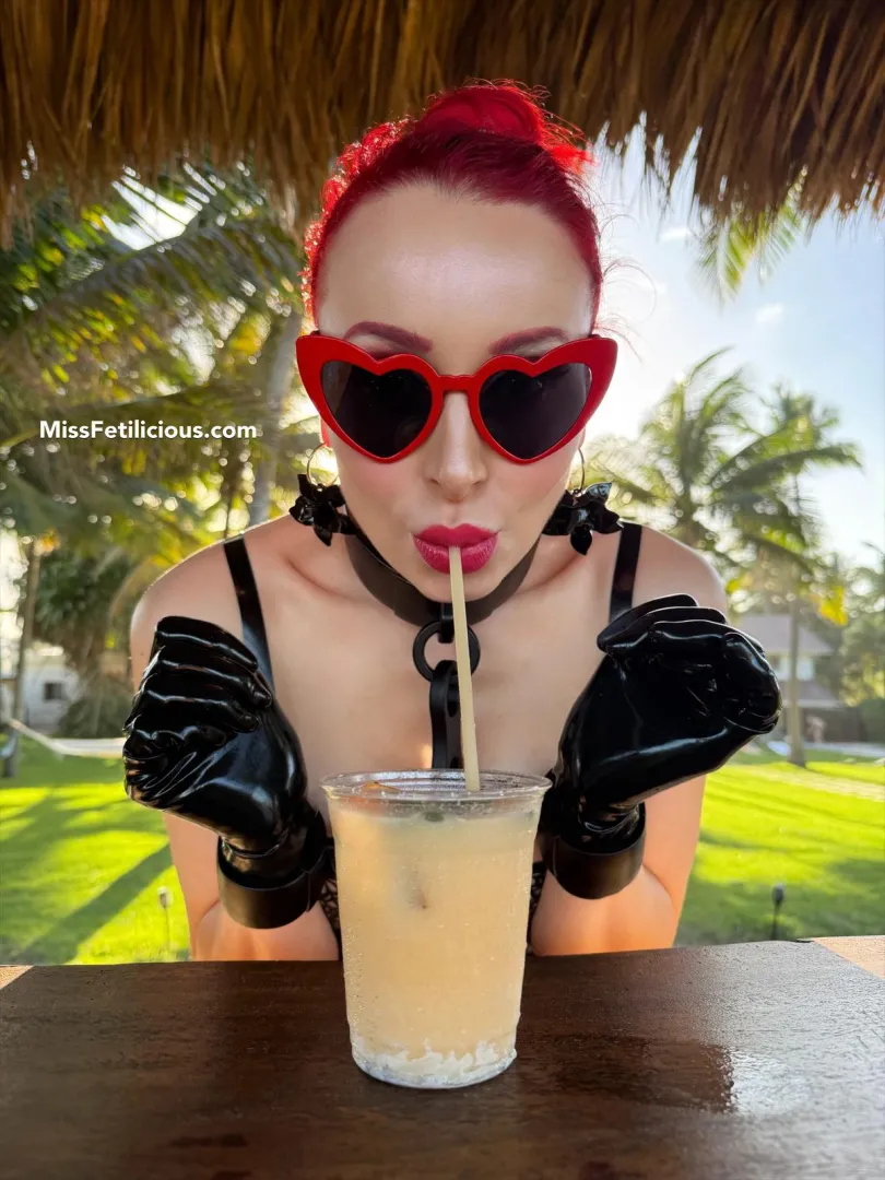 Cocktails in paradise at Plunge Fetish 