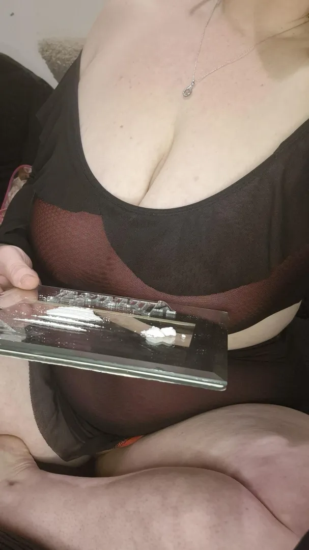 Come tell us all about how you spend ya time when skiing