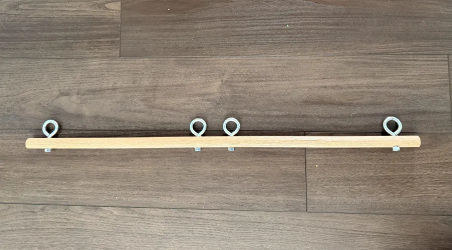 DIY Spreader Bar with hooks for both wrists and ankles