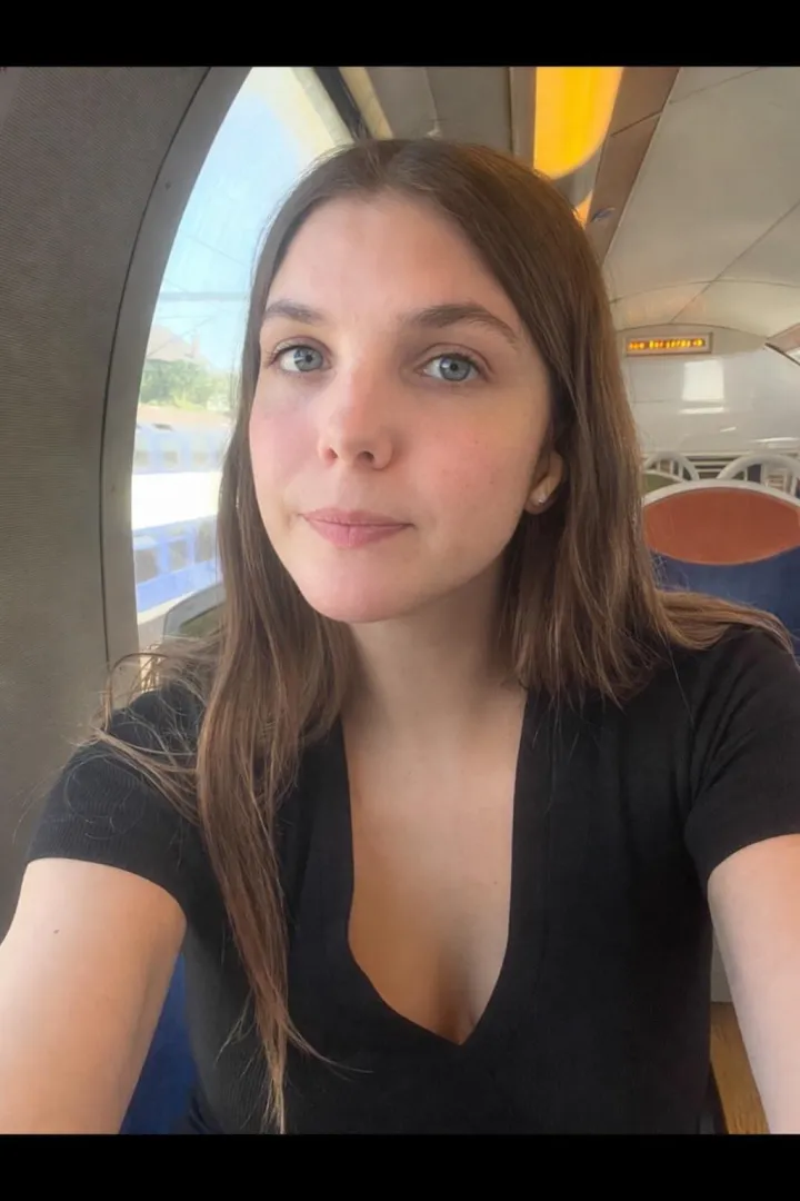 Do you want to see me naked ?