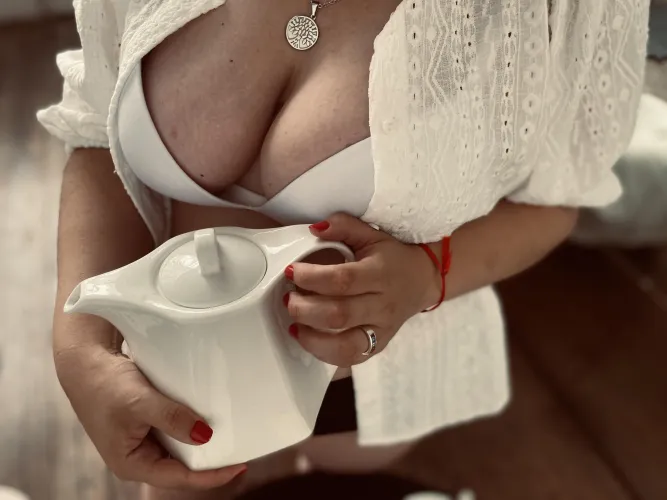 I made a lot of coffee, shall I wait for you?