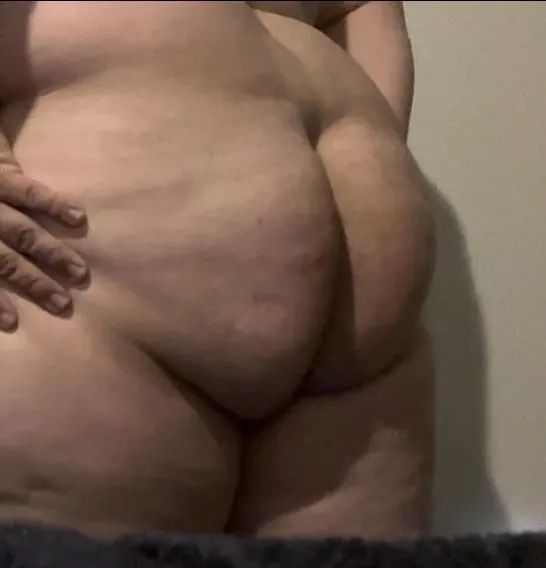 I wish some one would hit this in doggy already 