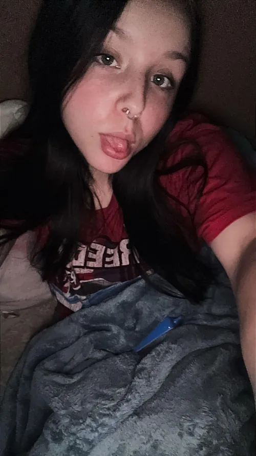 If your DM is a safe spot for my nudes, say Hi