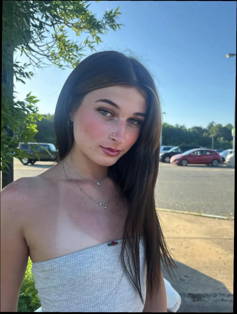 im picking some random redditors to send nudes to who is in