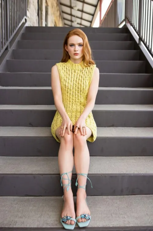 is it just me? or she's really glowing in yellow fits? ✨