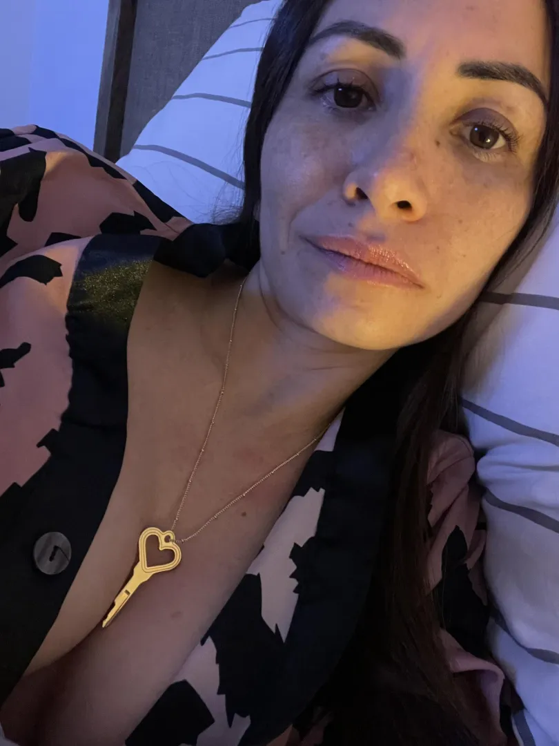 My grip on the key shapes your focus