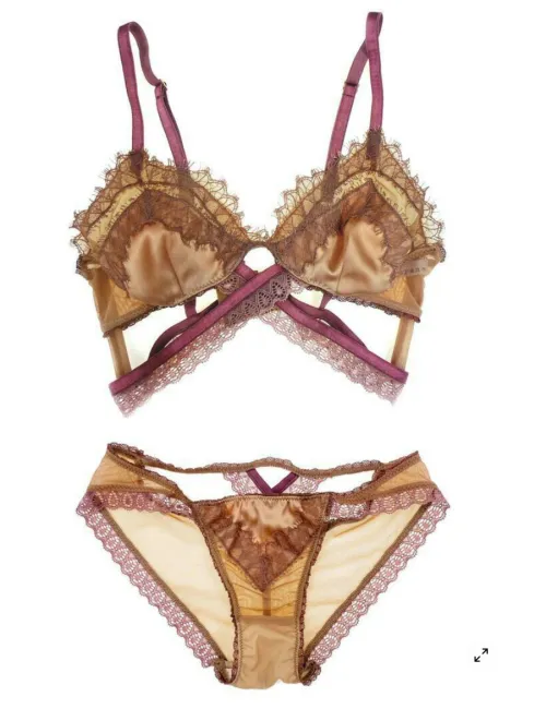 Please help me find Uye Surana set