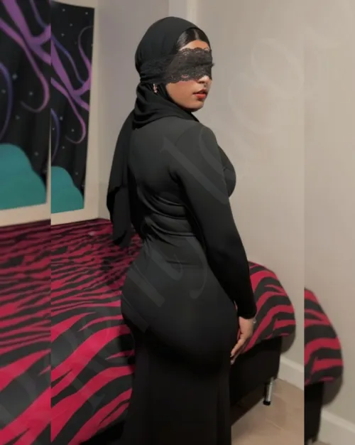 Remy 24 submissive sissy looking bf or hus and looking for more fun.canada ,ontario, kawartha lakes.