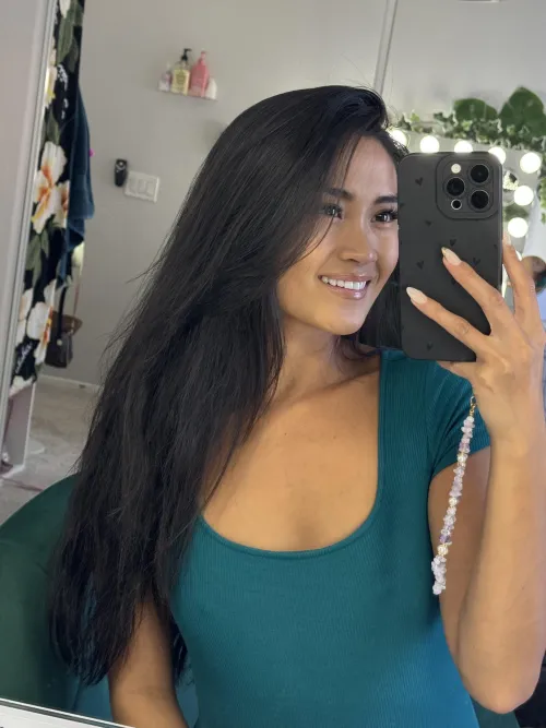 Smooth presence, steady flow ✨