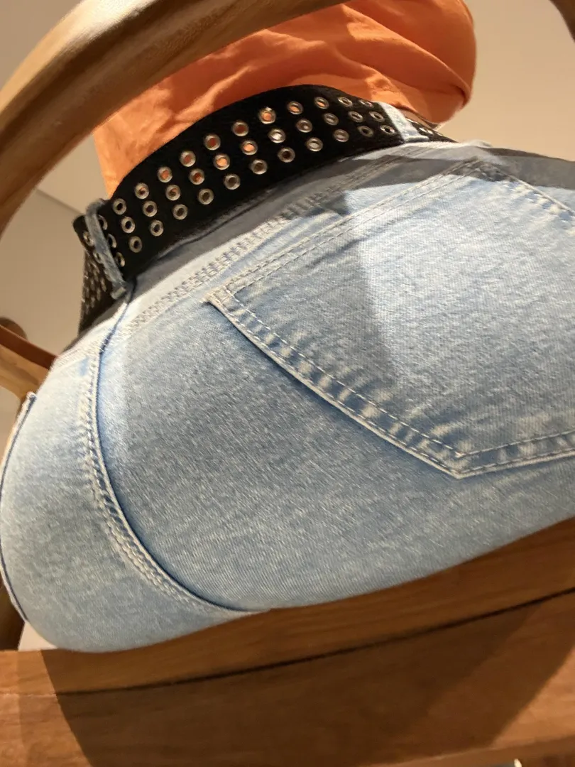 Special to start with a good morning spanking