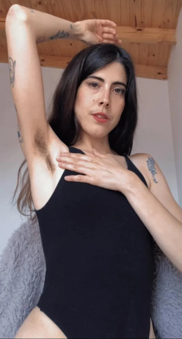 worship the most delicious pheromones scent from my hairy pit