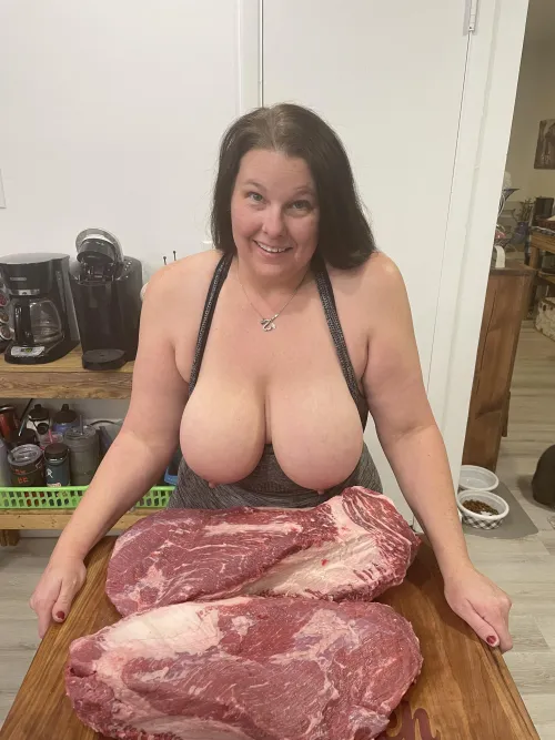 30lbs of Brisket about to roll on the smoker with 38ddd about to roll around in the Bed!!!