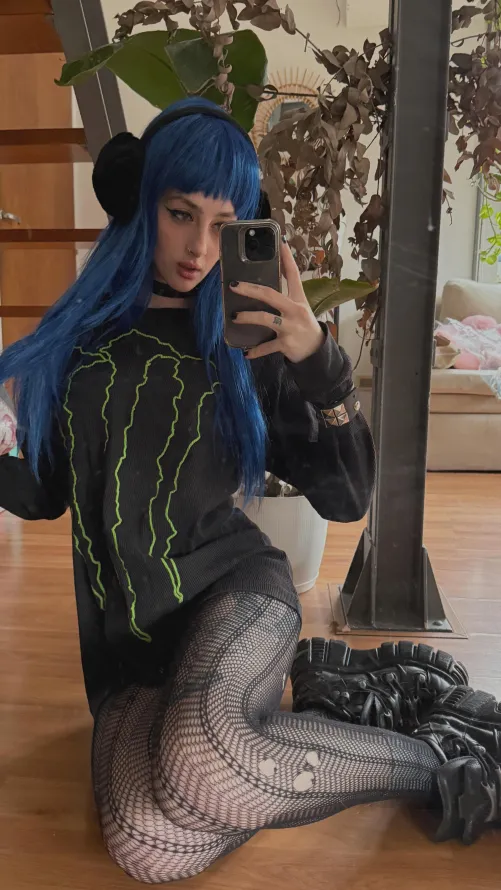 Dallas : 19F2M Anyone with a place? i reply on lg: lunarumes