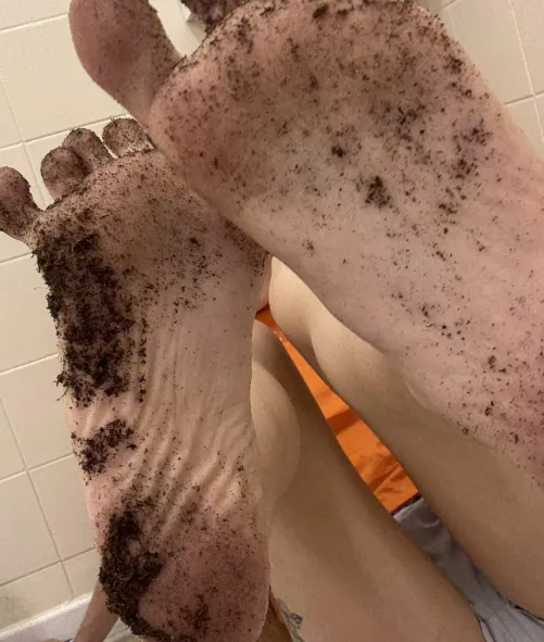 Filthy feet are my ultimate passion