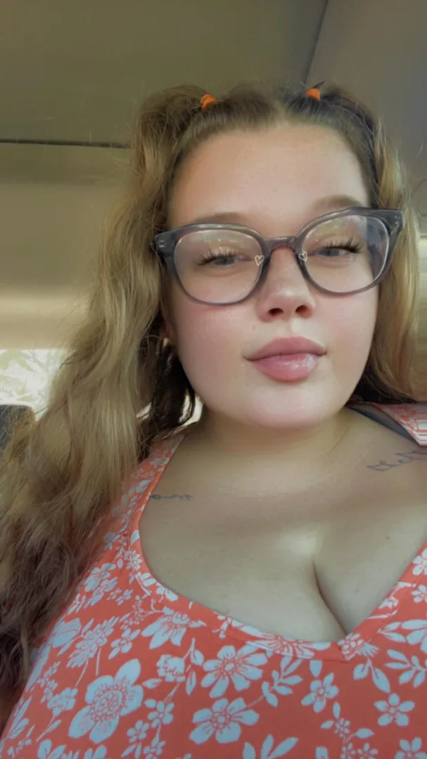 Gotta love a young mommy bod. 