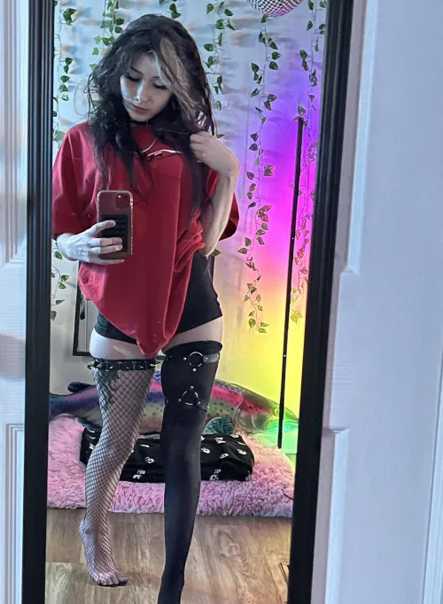 hi everypony!!! for verification to post, please visit r/TryingToVerify