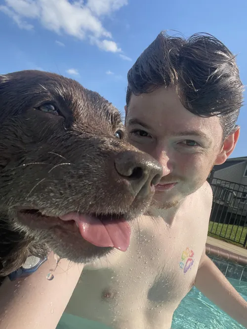 Hit me up this pup would love to make friends