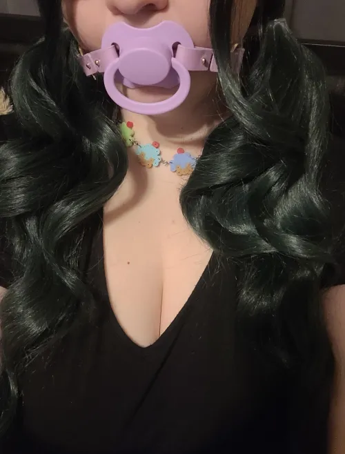 I wanted to show off my new paci 