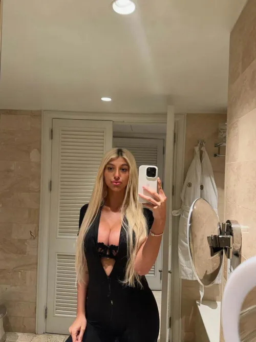 i will not bite unless you like that soft ;3