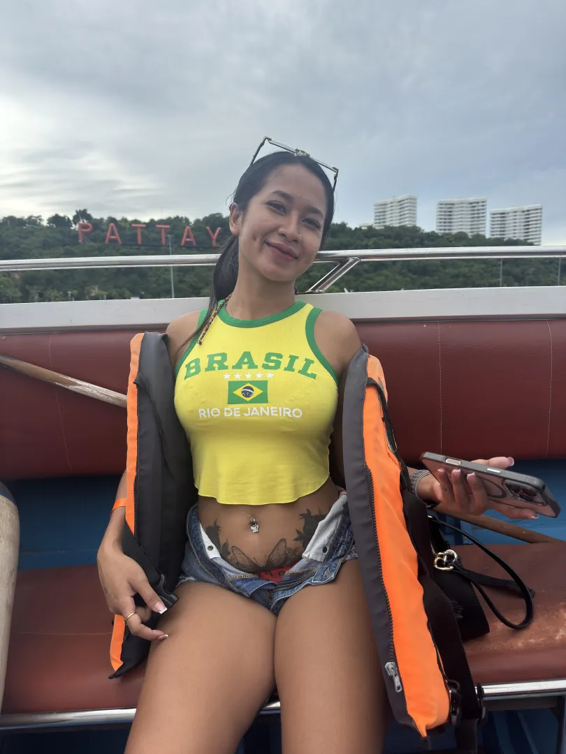 Just a little sunshine and a whole lot of hotness.