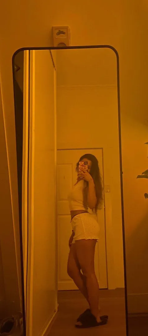 Looking for sugar daddy