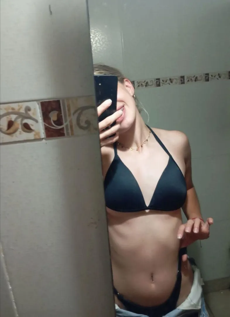 Me and my friend are interested in getting cucked