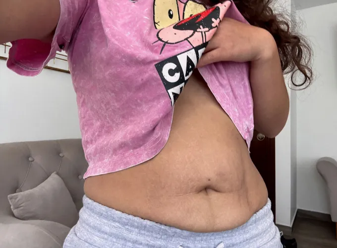 My tiger stripes are super hot on my tummy