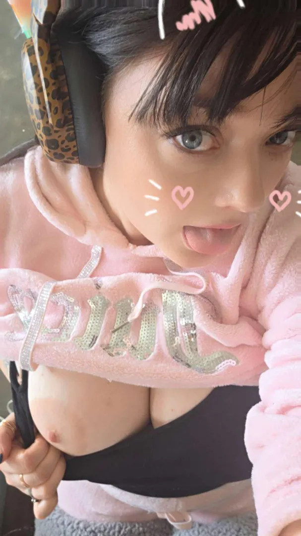 Not the prettiest, but I'm pretty funny!