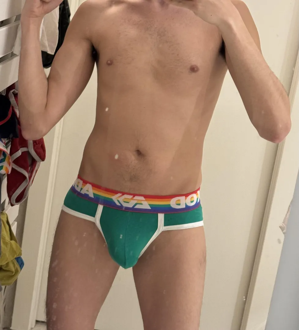 [Selling][EU] 18yo using the same underwear for a week [35€]