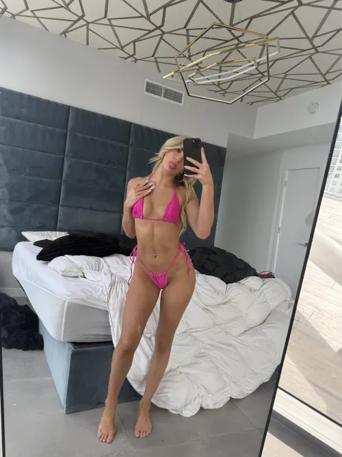 This pink bikini is giving... Fuck me vibes? 