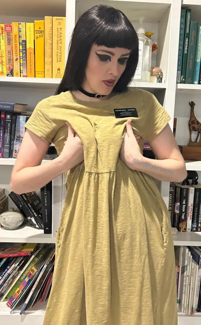 Who wants a lesson from Mistress Mommy?