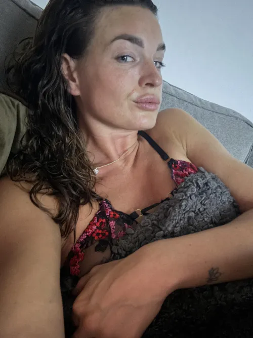 Yummy 37yo mommy, just for you