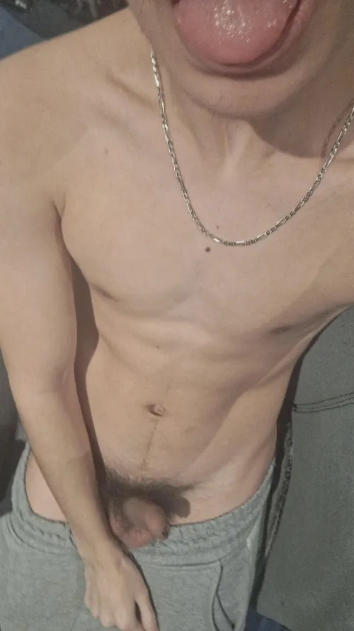 (18m) I wanna have 2 daddies in a gc to obey both of them.. I wanna be treated badly like a stupid son.