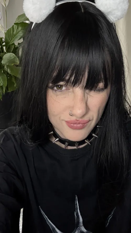 19F4M - Down for fwb vibes if you can host - dm me on lg : lunarumes