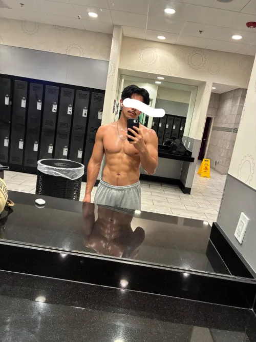 20 [m4f] looking for a good girl who can take a pounding