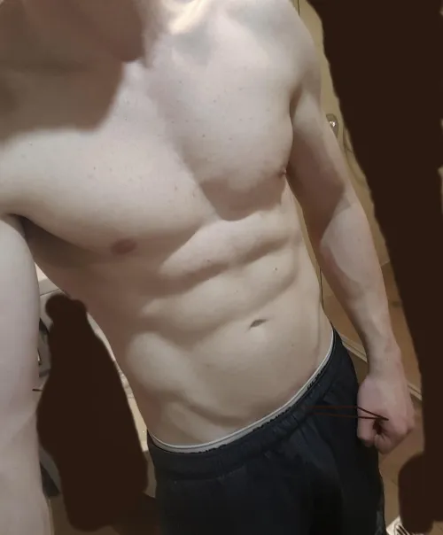 Any ladies need a man today