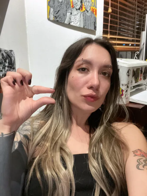 Arrow up and say YES if you would let me cruelly humiliate you in my inbox