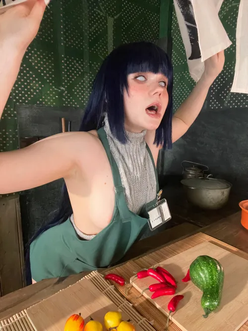 Hinata cosplay (Neyrodesu)