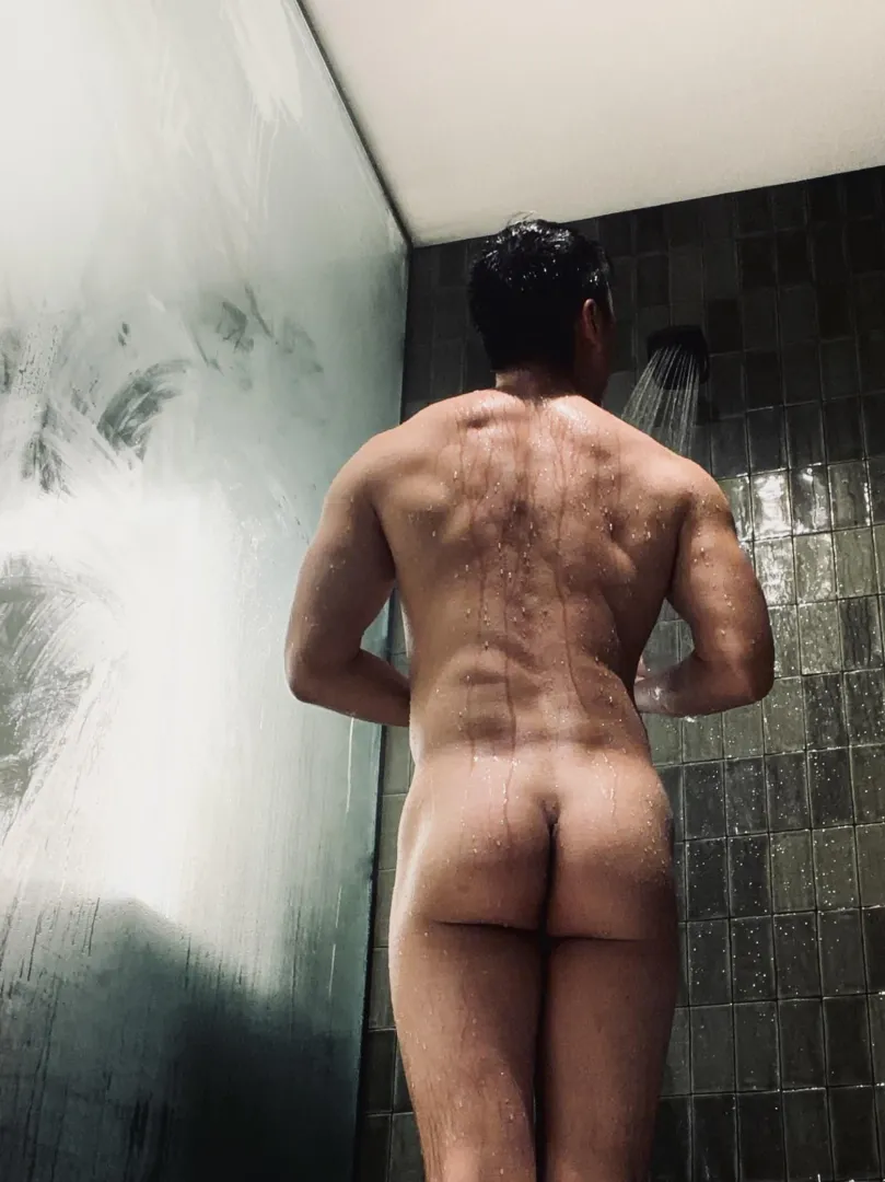 Hotel showers hit different