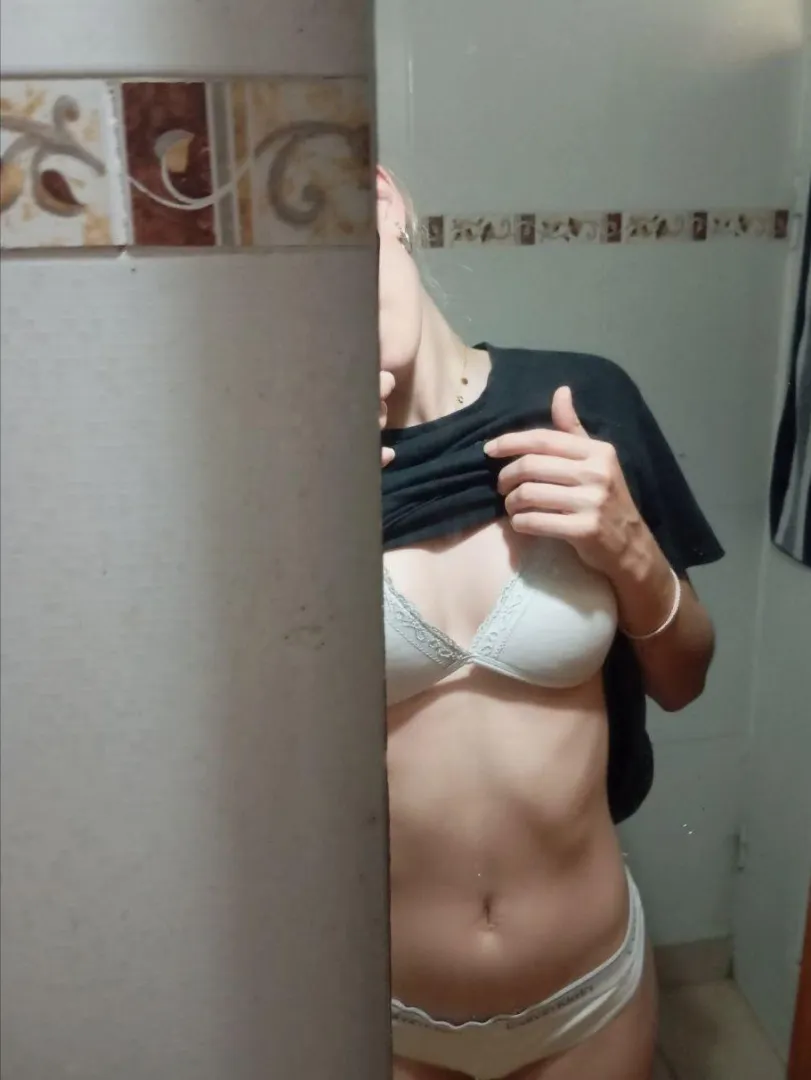 I hope my daddy doesnt see my post here f18