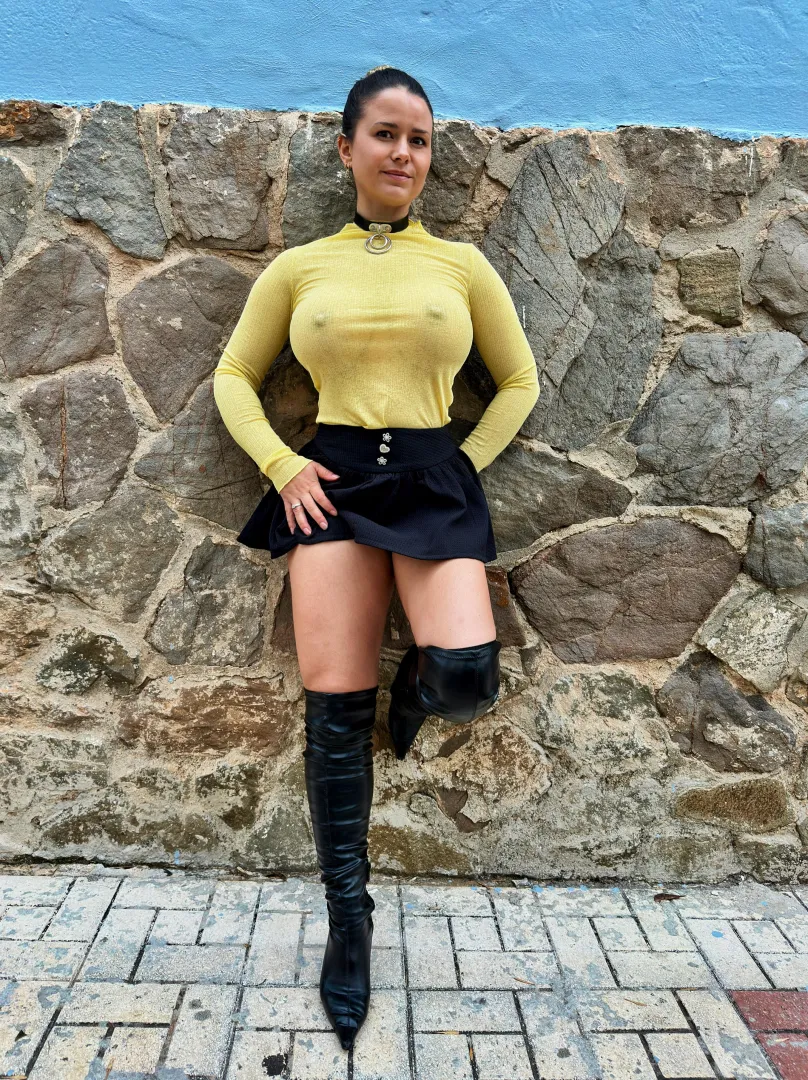 I think this top shows I’m braless