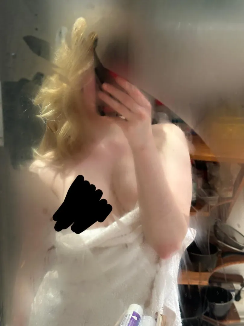 Ska jag visa mer? jag är bara 18 