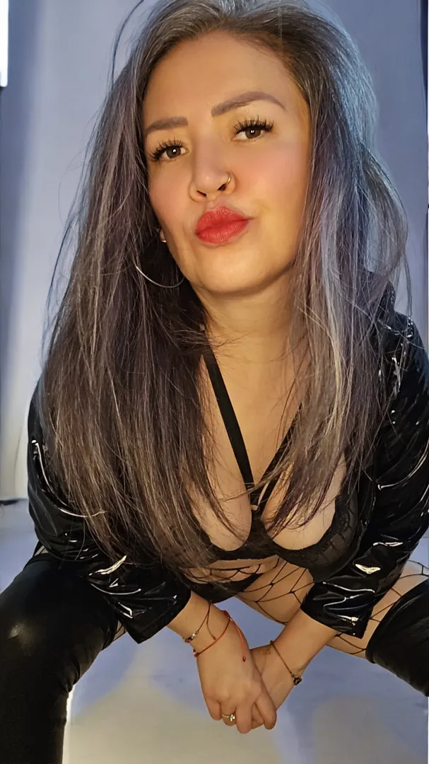  Smart Men Pay Without Being Asked