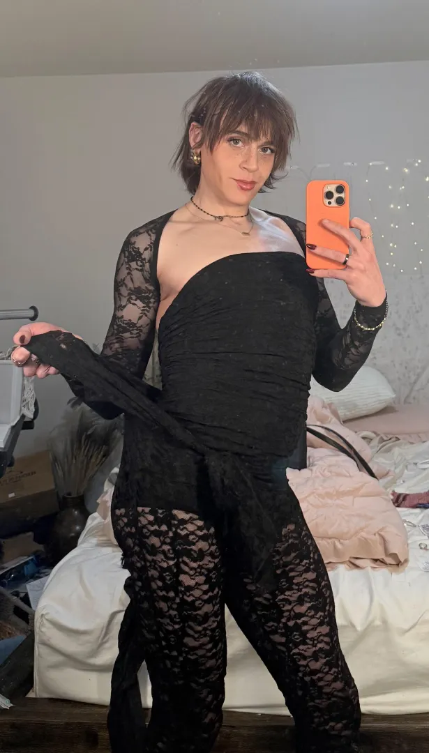 Trimmed my own bangs 