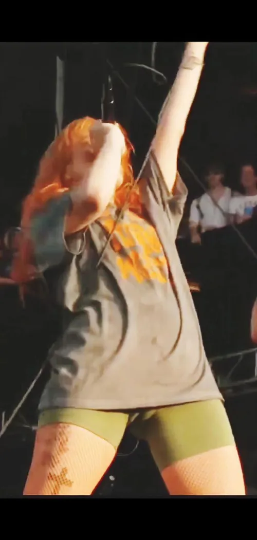 Who to talk about Hayley