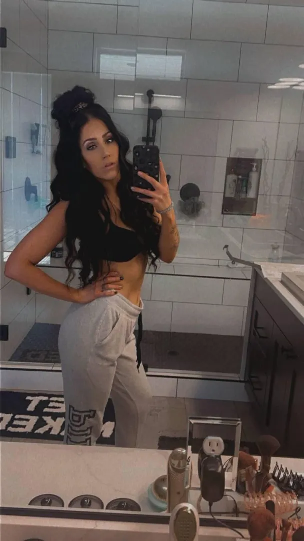 Would you let a 30 year old suck the life out of your balls? Y or N