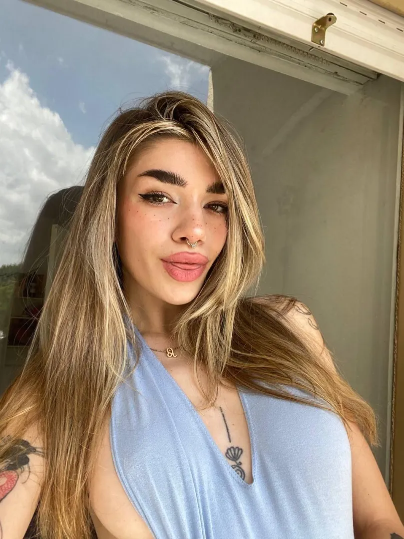 19F REACTT to this and i'll send you my naked pics immediately