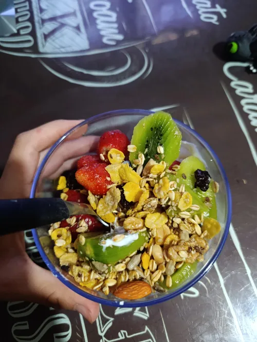 A goddess like me needs to eat well.