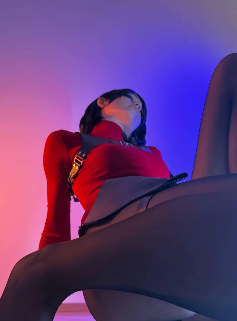 Ada Wong (moonrose14)